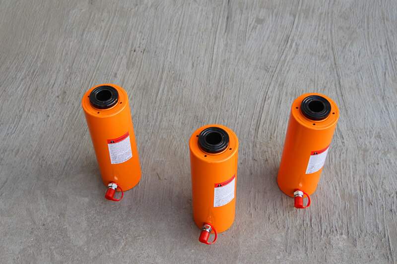 center hole hydraulic jack