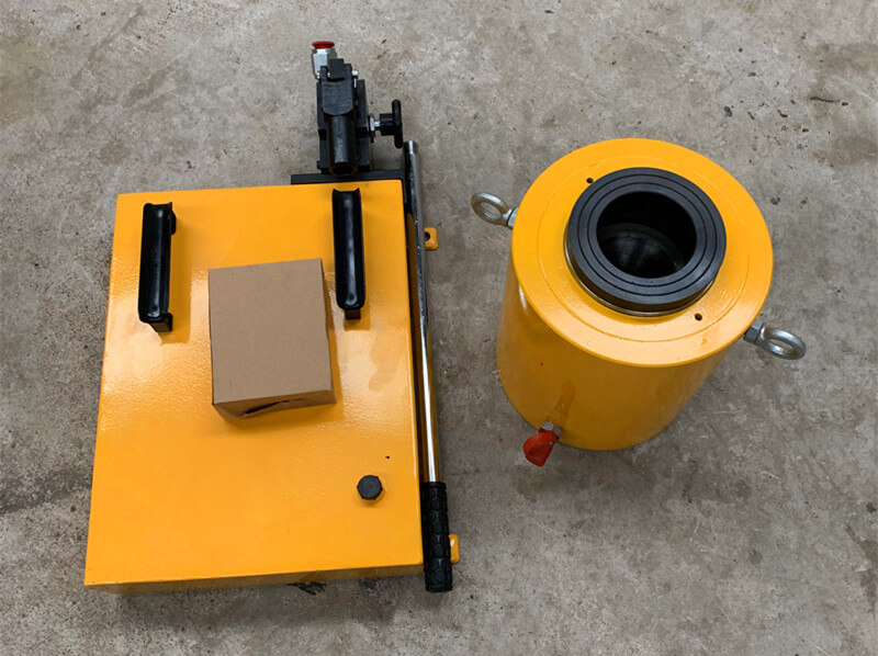 single acting center hole hydraulic jack