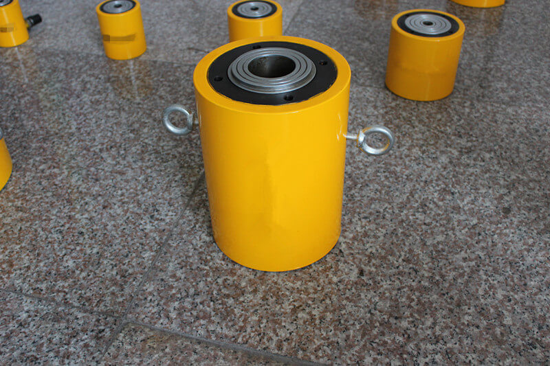 single-acting hollow hydraulic jack