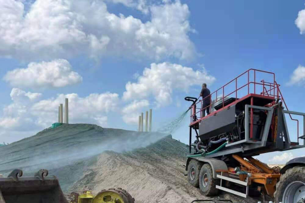 hydroseeding machine for gold mine restoration