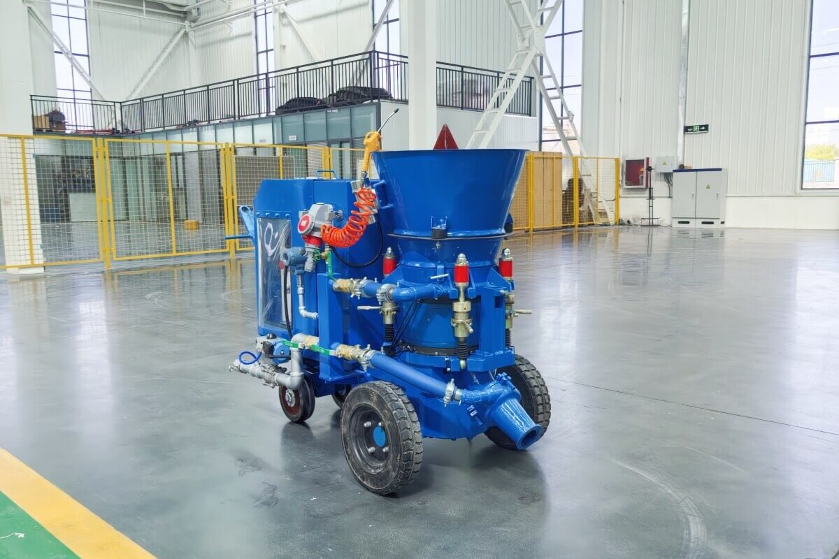 lining kilns repair refractory gunning machine