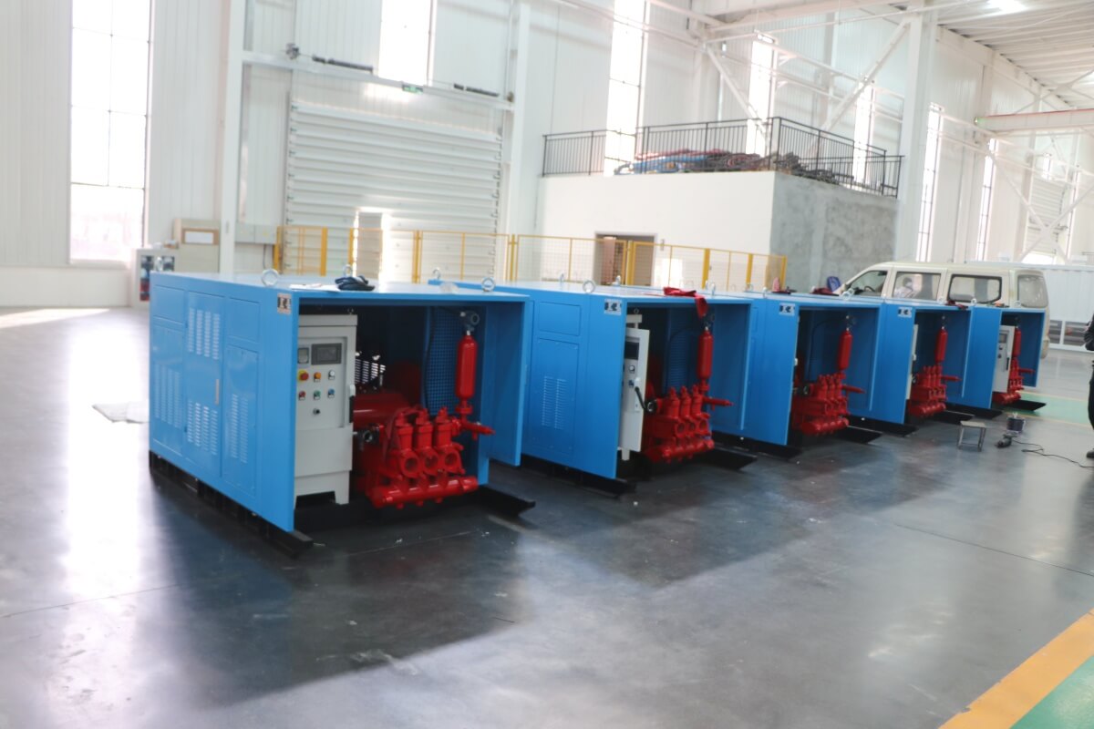 container type grout injection pump