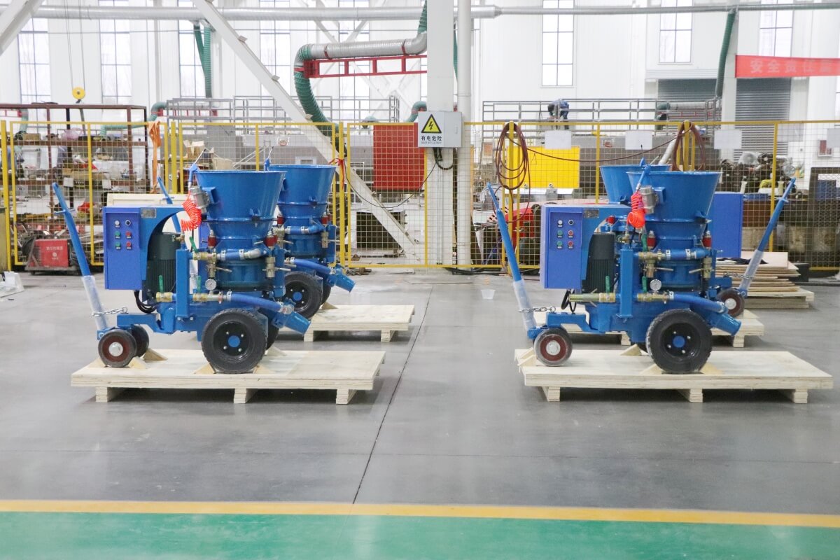 dry gunning machine for rotary melting furnace
