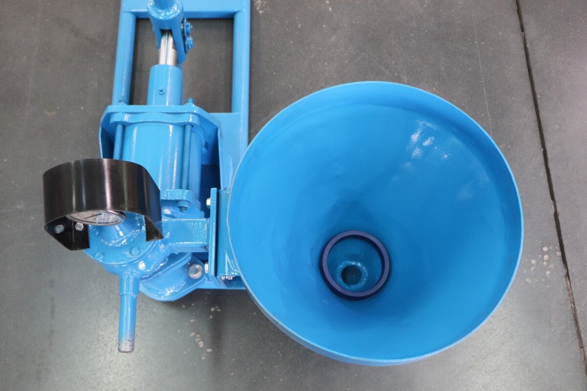 manual grouting pump with hopper