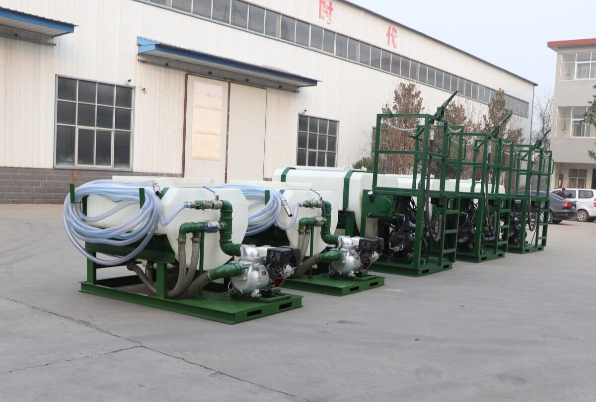 mechanical-agitated poly tank hydroseeder