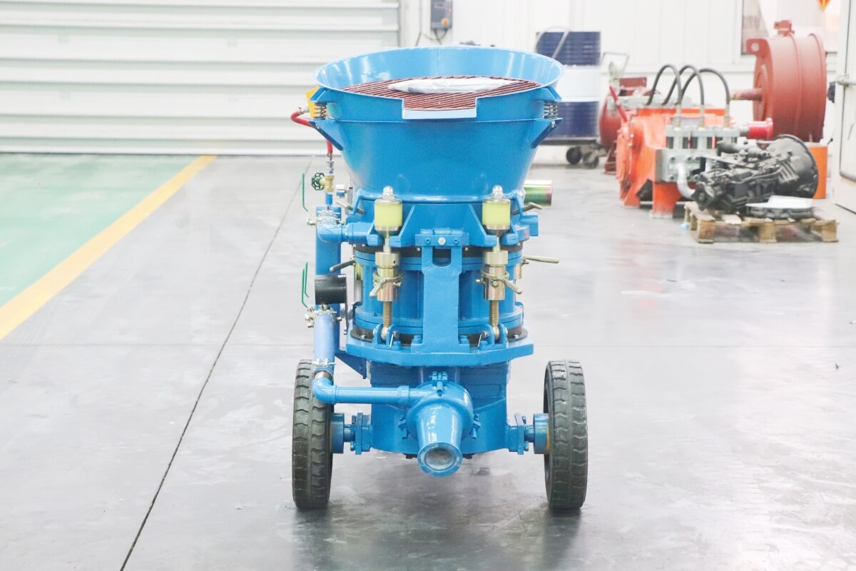 refractory concrete spraying machine