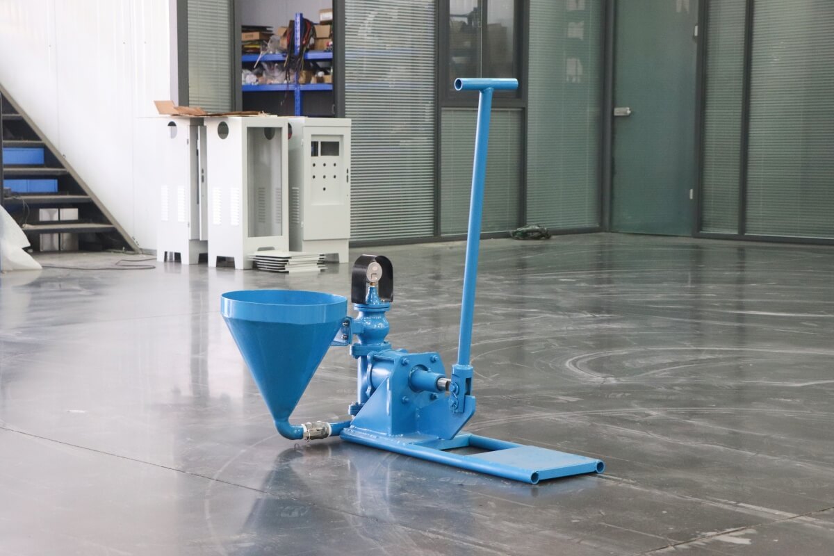 small hand pump for cement