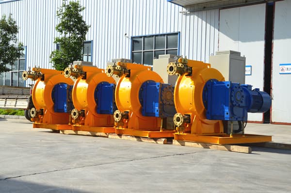 hose pump for pumping concrete