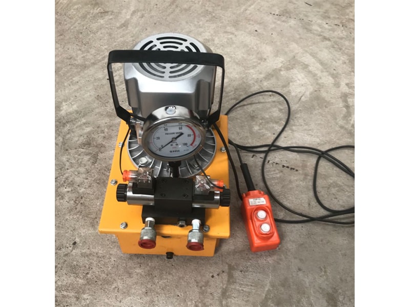electric oil pump for multistrand hydraulic jack