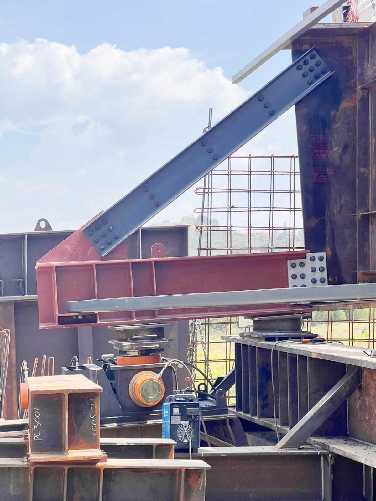 ridge bearing replacement jacking system