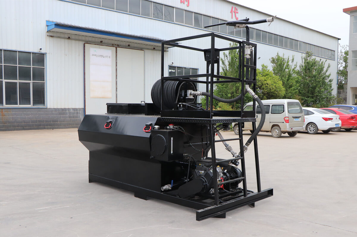 skid hydroseeder