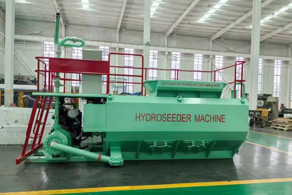 Large Hydroseeder for Slope Greening