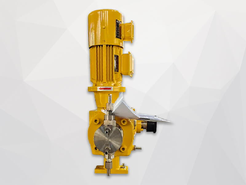 High pressure plunger metering pump