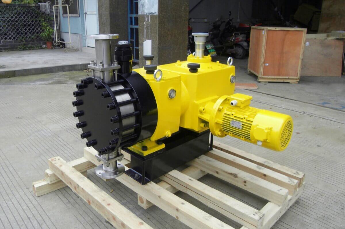 Industrial metering pump for sale
