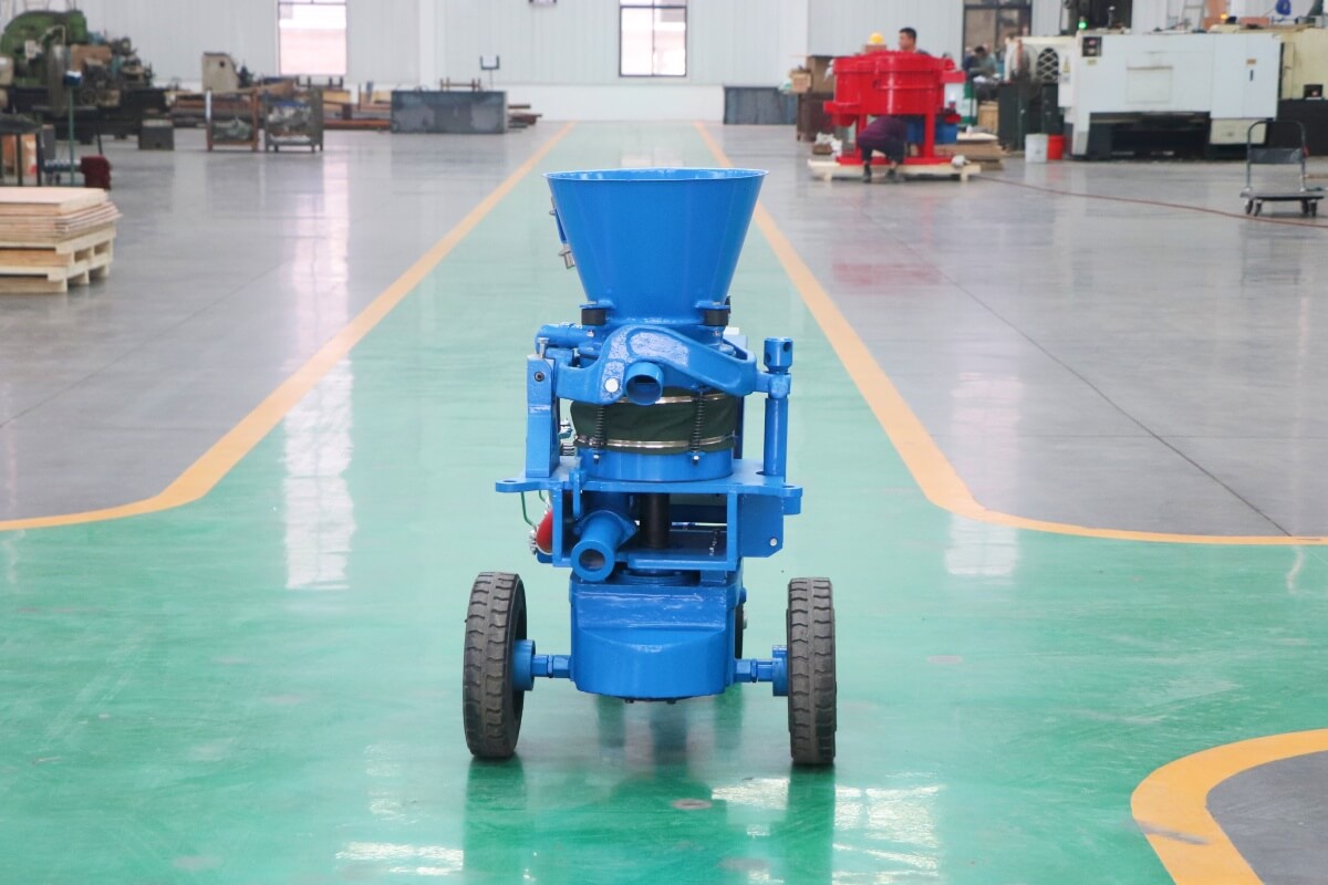 Piccola shotcrete machine
