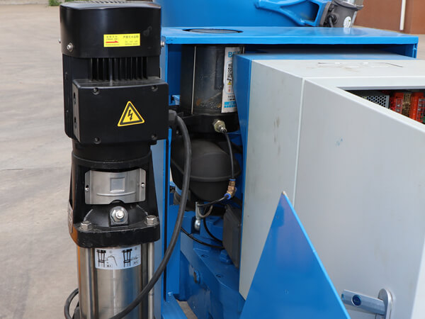 Automatic lubrication pump