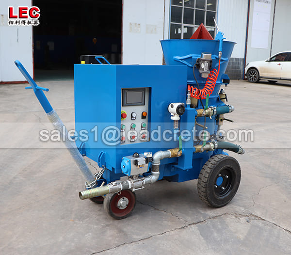 Variable output dry castable refractory shotcrete gunning machine applied in steel plant