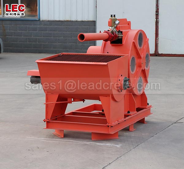 Hose type concrete pump for pumping refractory materials