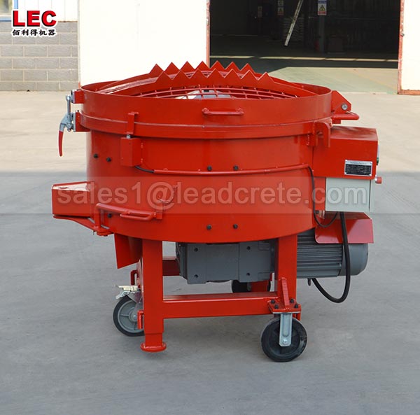Refractory pan mixer for rotary Kiln