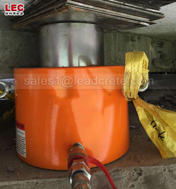 single acting hydraulic jack