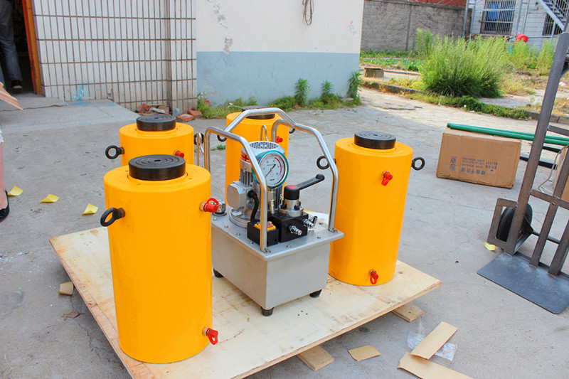 250 ton double acting solid hydraulic ram jack