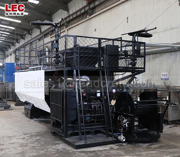 High efficiency hydro seeding machine for erosion control