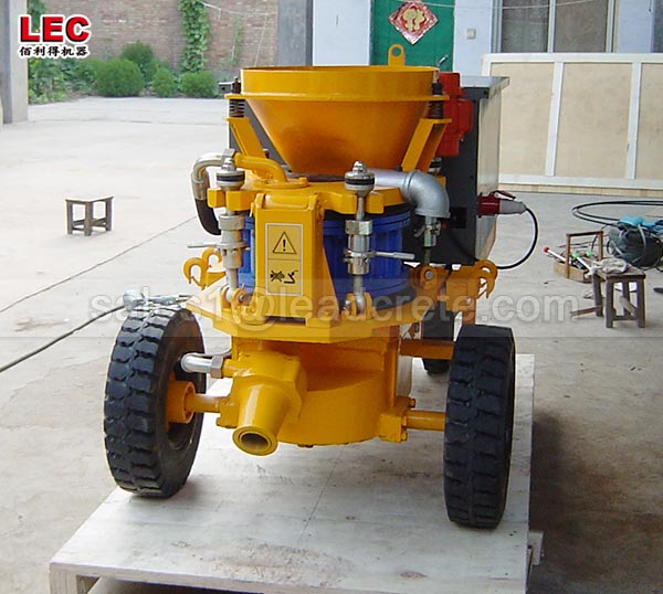 large aggregate concrete spraying machine