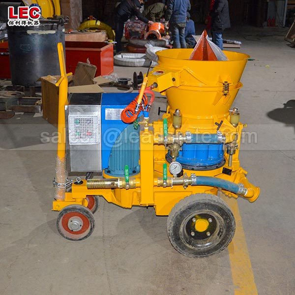 Portable dry refractory gunning shotcrete machine