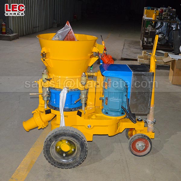 Variable output shotcrete gunning castable gunite machine