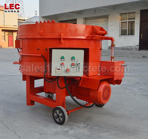 Castable pan mixer with mobile wheels