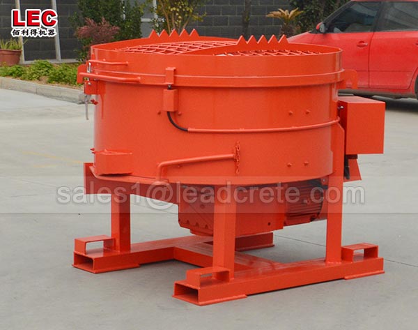 Refractory site castable pan mixer with mobile wheels