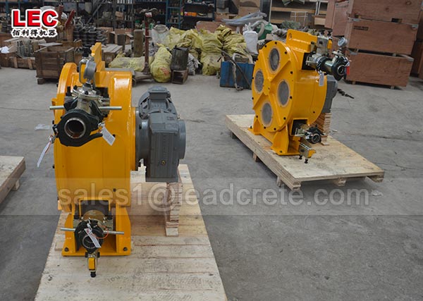 Squeeze concrete hose pump for pumping mortar