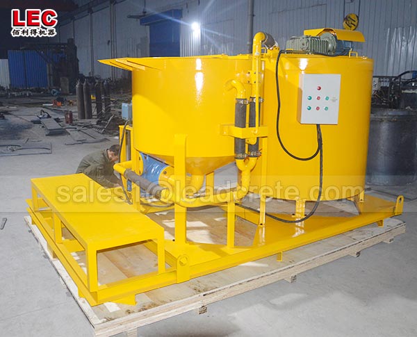 Cement grout mixing machine