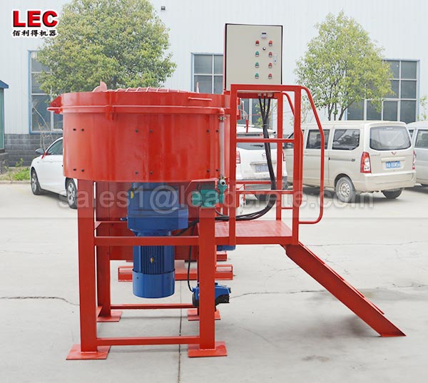 Refractory castable ceramic mixer