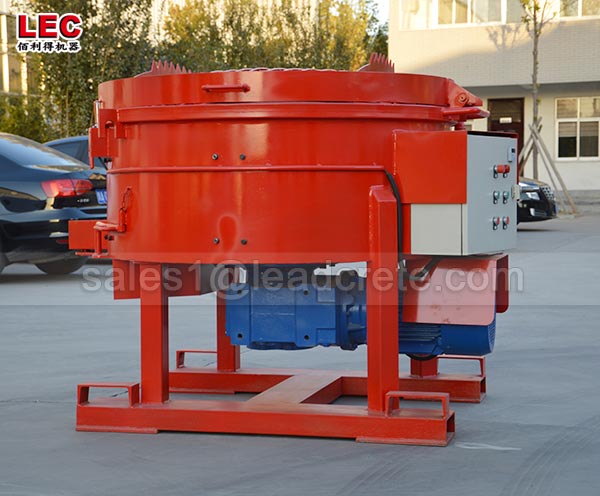 Refractory pan mixer turbine pan mixer