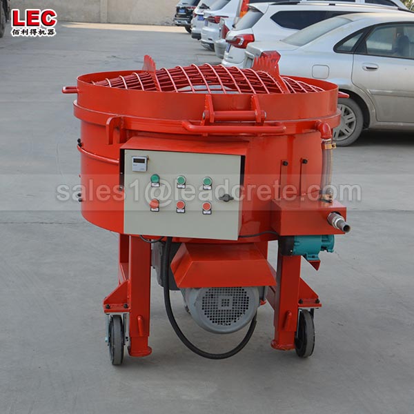 Refractory pan mixer with wheels for factory site mixing