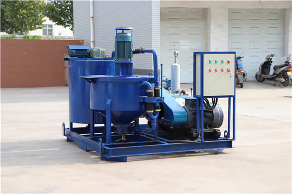 Grout unit for paste backfill