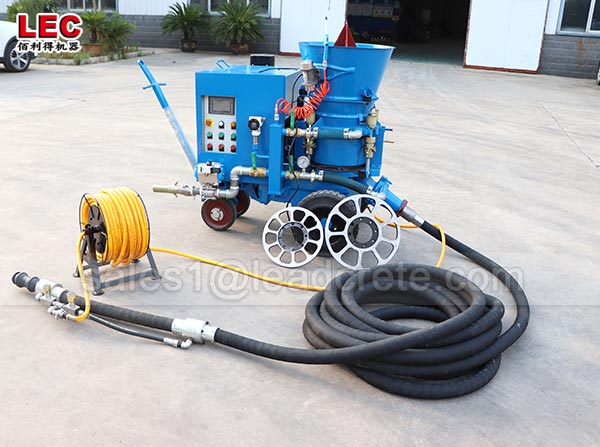 wheel type castable gunning machine