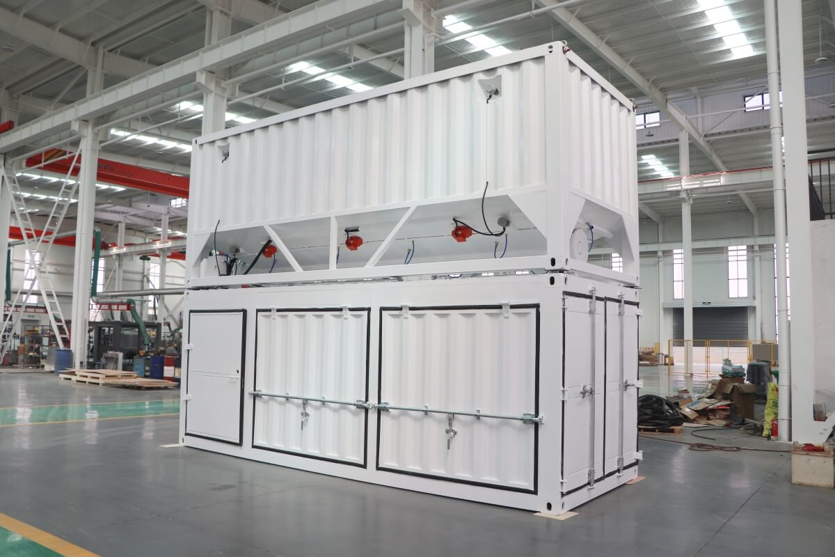 Automatic bentonite mixing system for pipe jacking