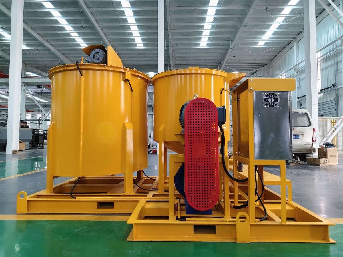 750L grout mixer and 1500L agitator